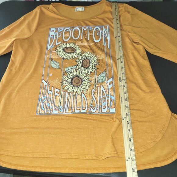 Truself Bloom On The Wild Side Sunflower Top 1X - Picture 8 of 11